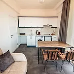 Granda Lambuka Apartment