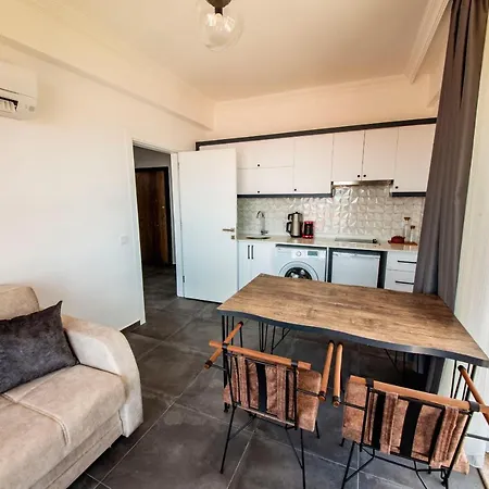 Granda Lambuka * Kaş